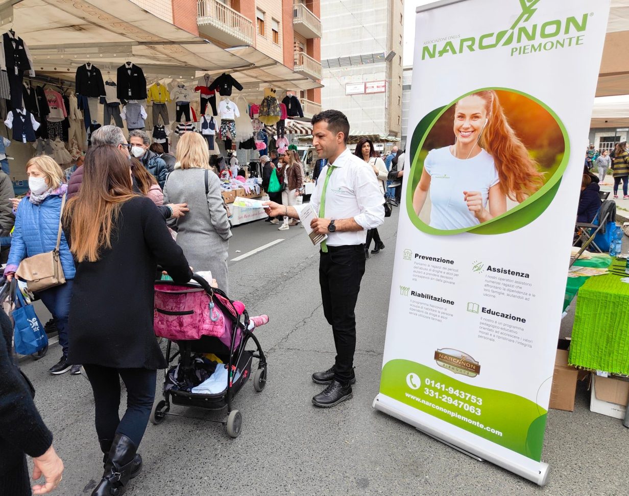 Narconon Piemonte - prevenzione nelle strade di Torino